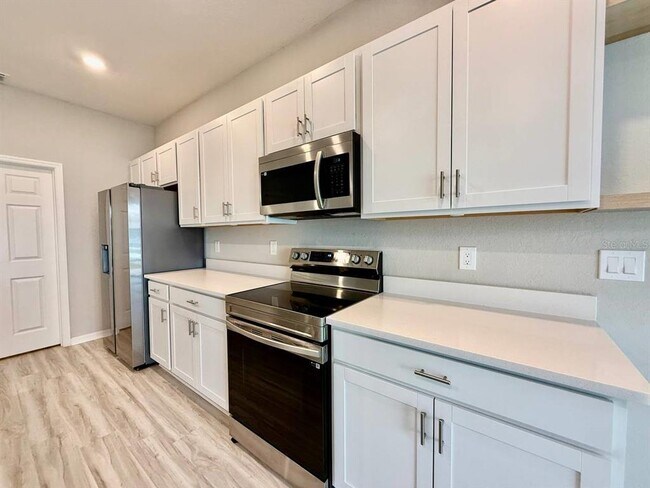 Building Photo - 35519 Bellington Blvd