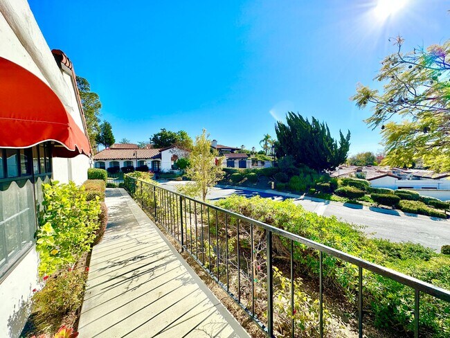 Building Photo - Sweet Single-Story, Completely Detached, Home in the Picturesque Fallbrook Village HOA Community!