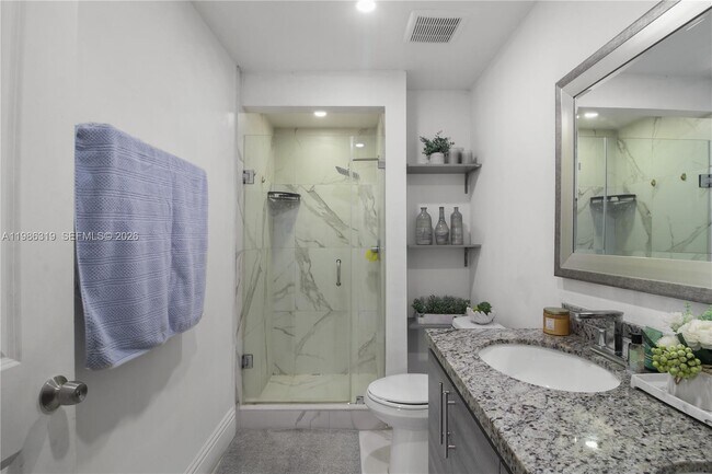 Building Photo - 10135 SW 139th Pl