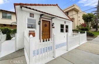 Building Photo - 501 Avenue B