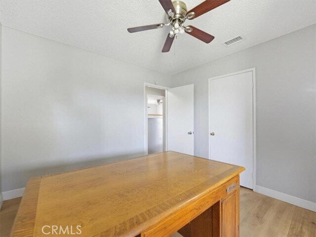 Building Photo - 900 Cortez Dr