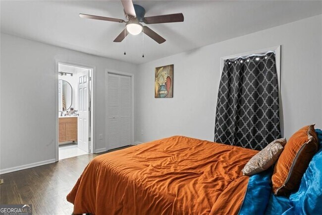 Building Photo - 1326 Stella Cir SW