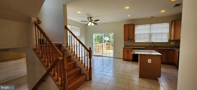 Building Photo - 43660 St Helena Terrace