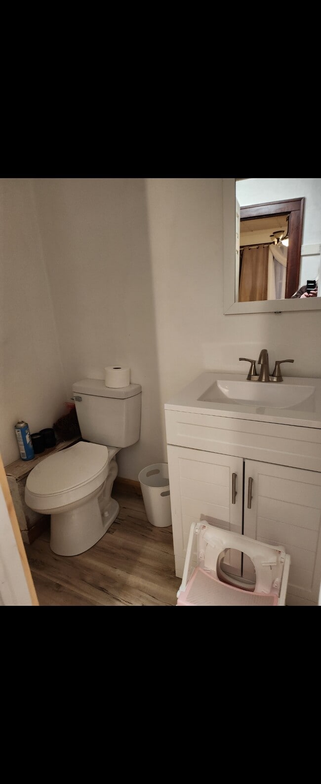 Building Photo - 616 2nd Ave NE