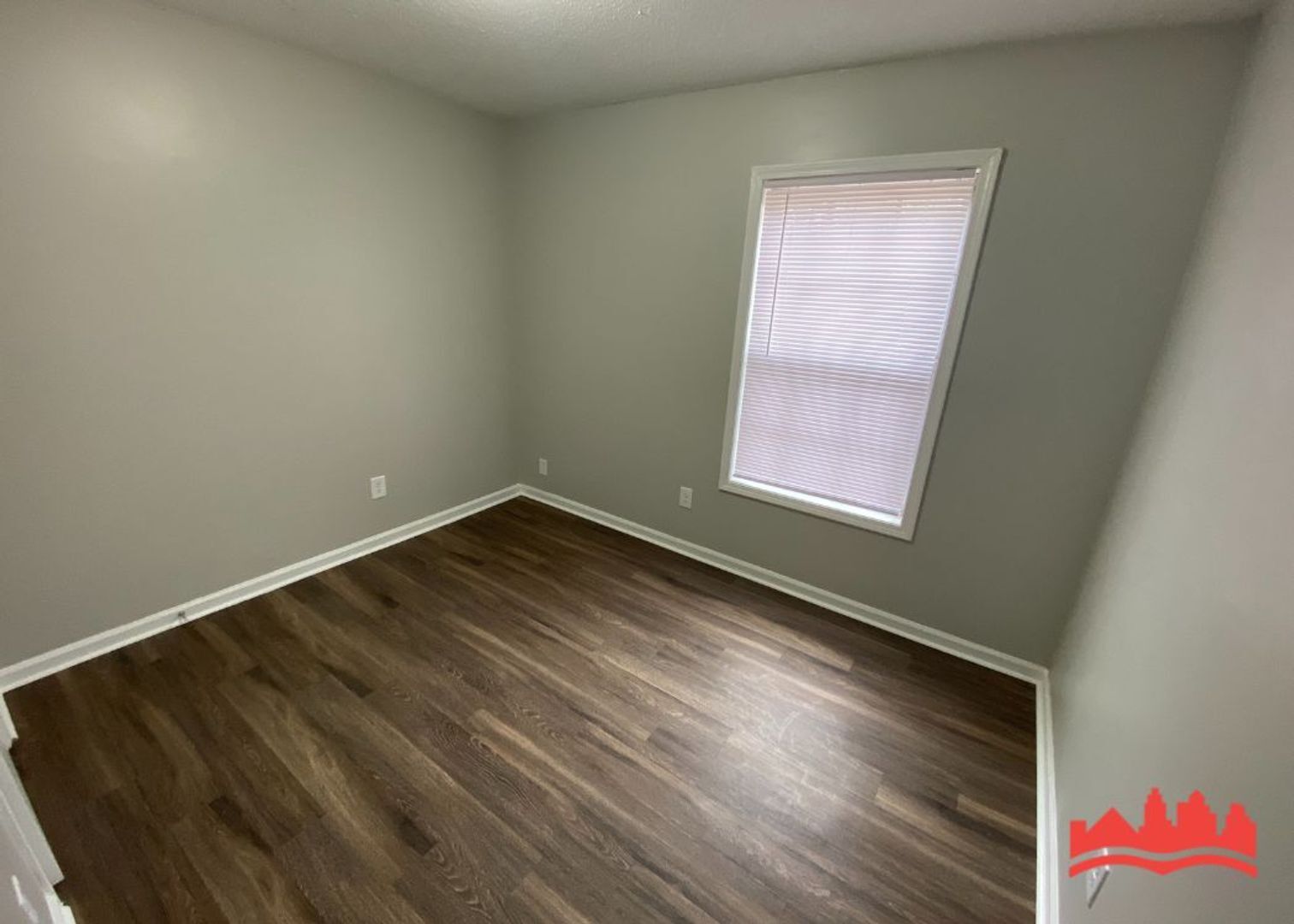 Building Photo - 5038 Applewood Dr