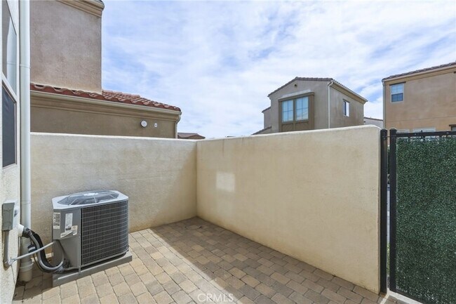 Building Photo - 11537 Amalfi Way