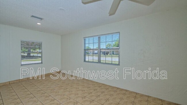 Building Photo - 3915 Allan Pl