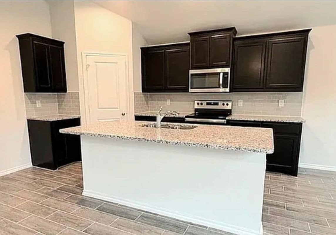 Building Photo - 5825 Brookville Dr
