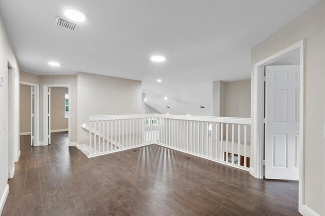 Building Photo - 6364 NW 78th Dr