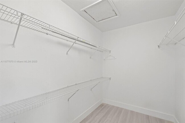 Building Photo - 1254 Polk St