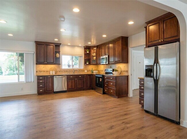 Building Photo - 18931 Mayall St