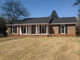 Building Photo - 2819 Reeves Ln