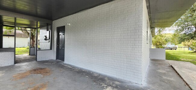 Building Photo - 4903 South 82nd Street