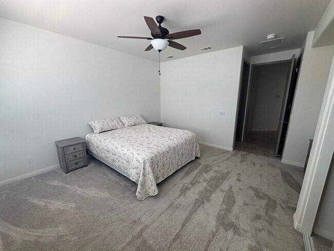 Building Photo - 2 BEDROOM, 2 BATHROOM IN 55+ COMMUNITY OF JESS RANCH