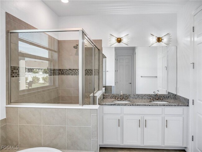 Building Photo - 3242 Baravaldo Cir