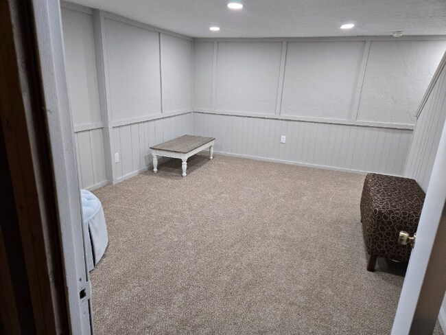 Building Photo - 7744 Amberfalls Ct
