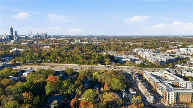 Building Photo - 693 Glenwood Ave SE