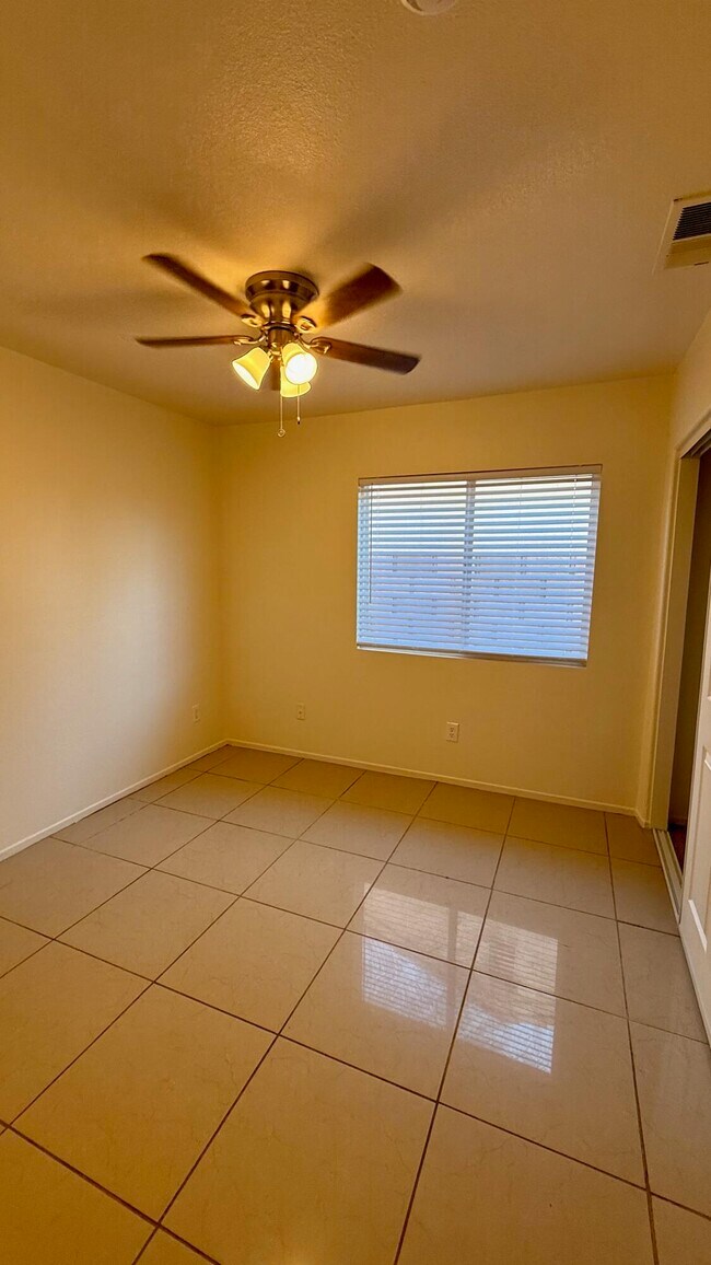 Building Photo - 82259 Calico Ave