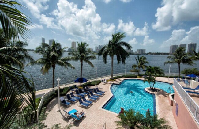 Primary Photo - 3370 Hidden Bay Dr