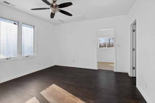 Building Photo - 2250 N Capitol Ave