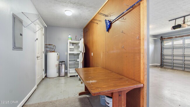 Building Photo - 4806 McCall Ln