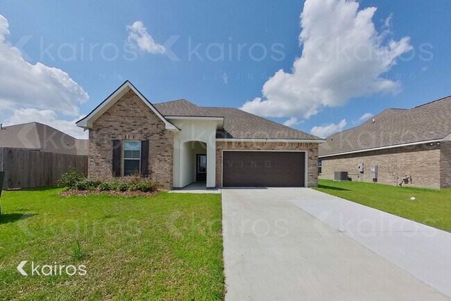 Primary Photo - 103 Aubergine Ln.