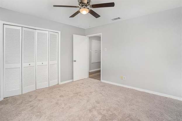 Building Photo - 2913 Ridgedale Dr