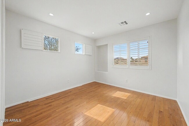 Building Photo - 15449 W Tasha Cir