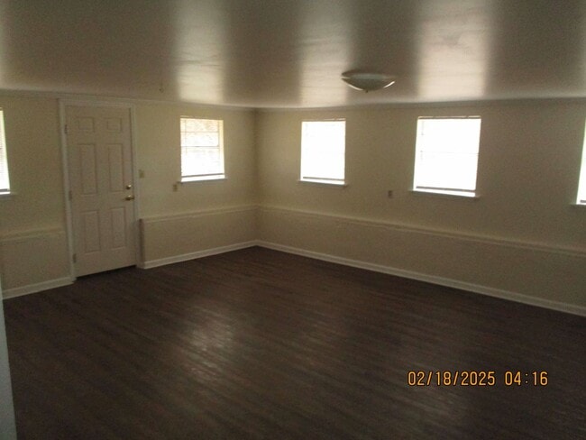 Building Photo - 280 Cypress Point Cir