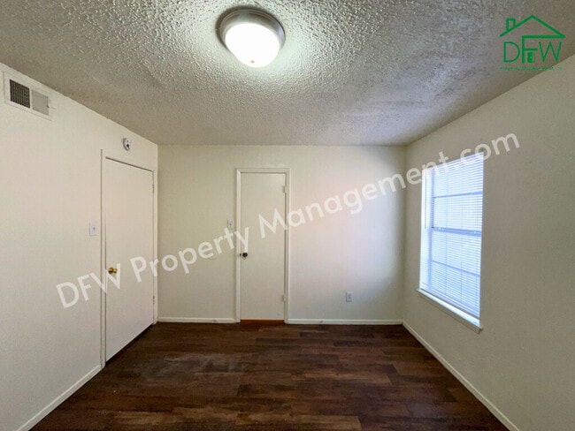 Building Photo - Fry Street Apartments