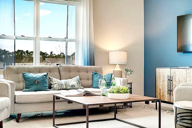 Building Photo - 2030 Maple Ridge Dr