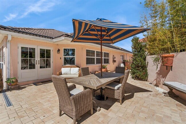 Building Photo - 1304 Santa Rosa Ct