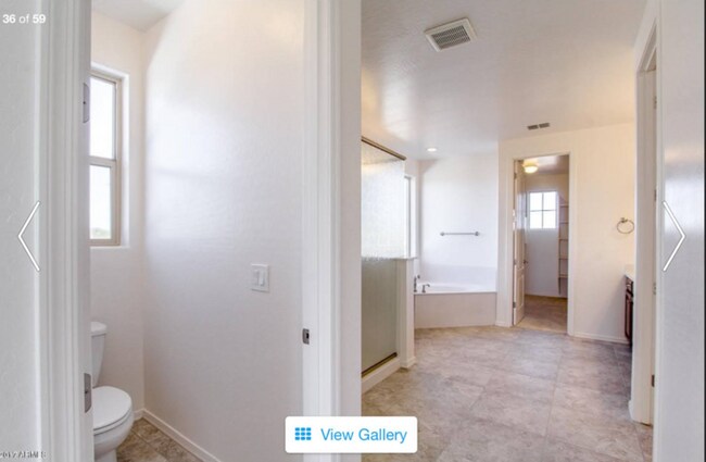 Building Photo - Stunning 5 BD, 4.5 BA home located in the ...