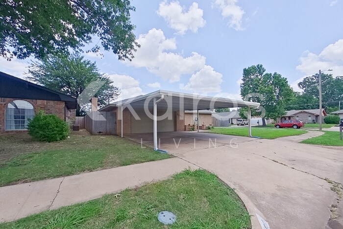 Building Photo - 2501 SW 91st St