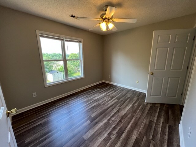 Building Photo - 3806 Crusade Dr
