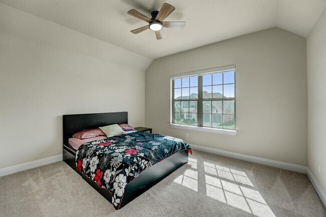 Building Photo - 17012 Pleasanton Cove