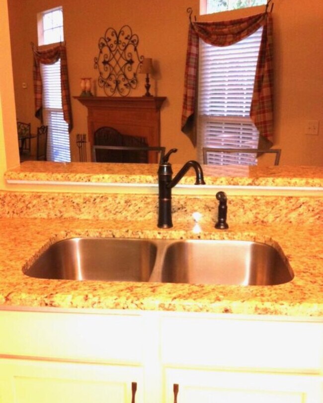 Building Photo - 5847 Misty Forest Pl NW