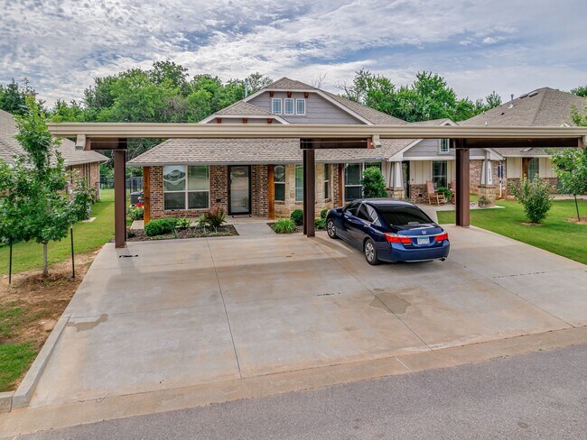 Building Photo - 5800 Campbell Creek Dr
