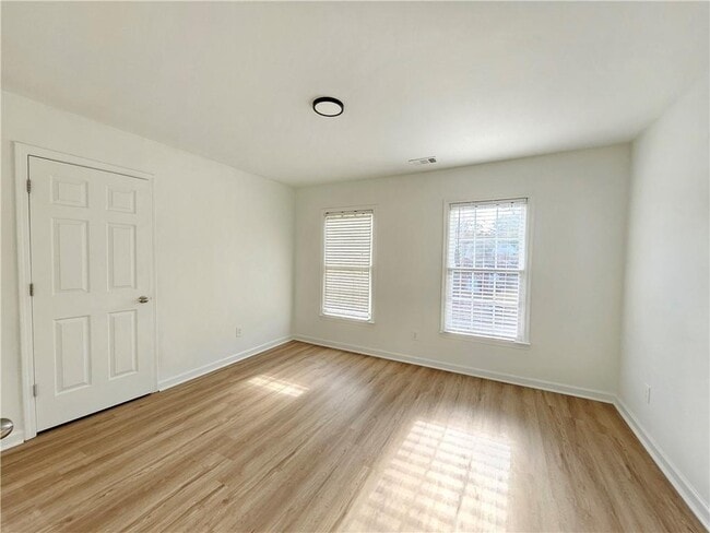 Building Photo - 435 Stedford Ln