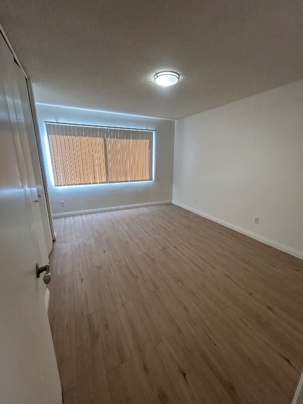 Building Photo - 10200 De Soto Ave