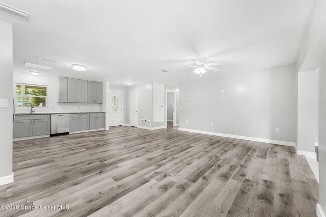 Building Photo - 2426 Clemson Dr