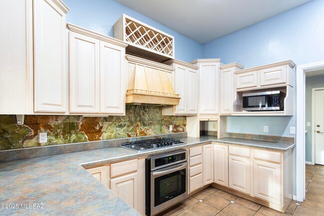 Building Photo - 414 Bury Ct
