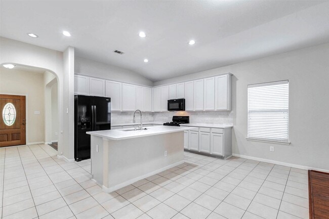 Building Photo - 24314 Courtland Oaks St