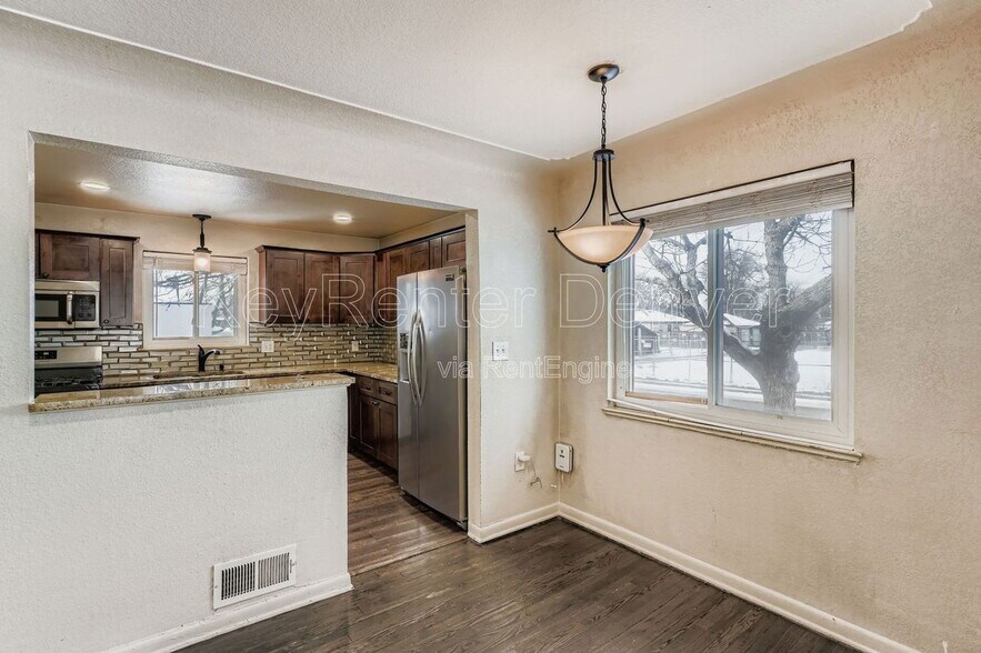 Building Photo - 3595 Grape St