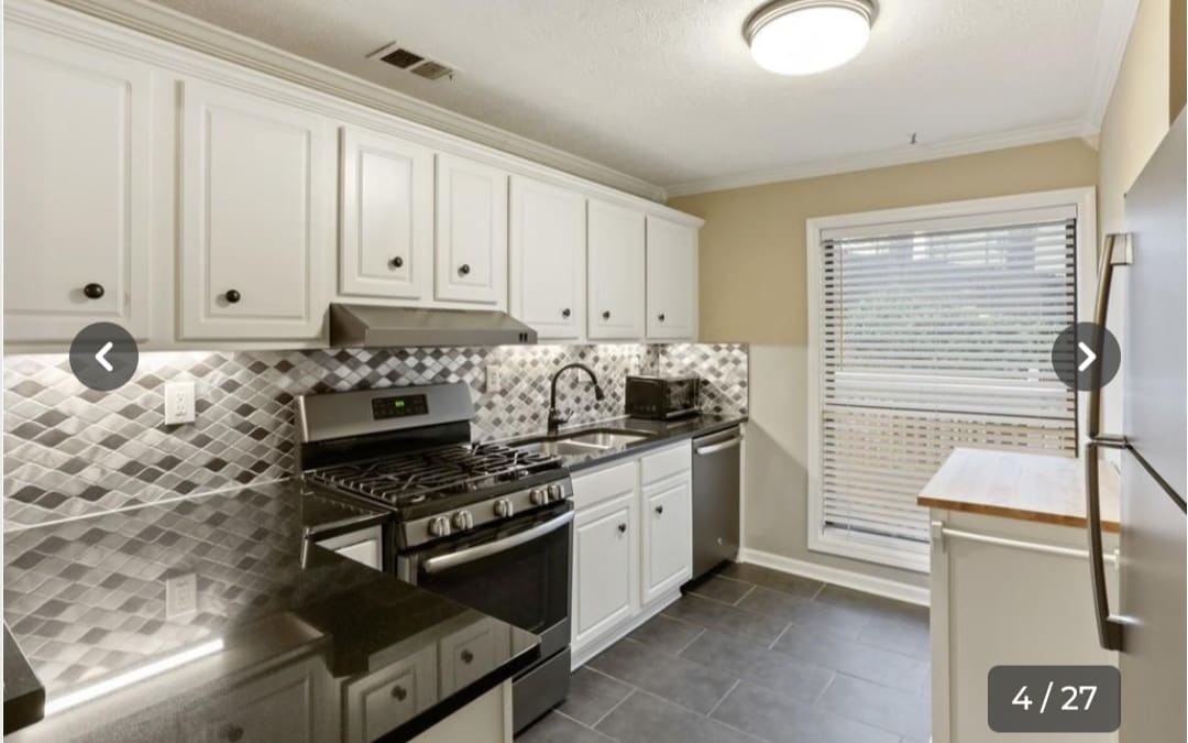 Building Photo - 1403 Wynnes Ridge Cir SE