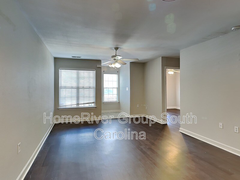 Building Photo - 2153 Pavilion Ct