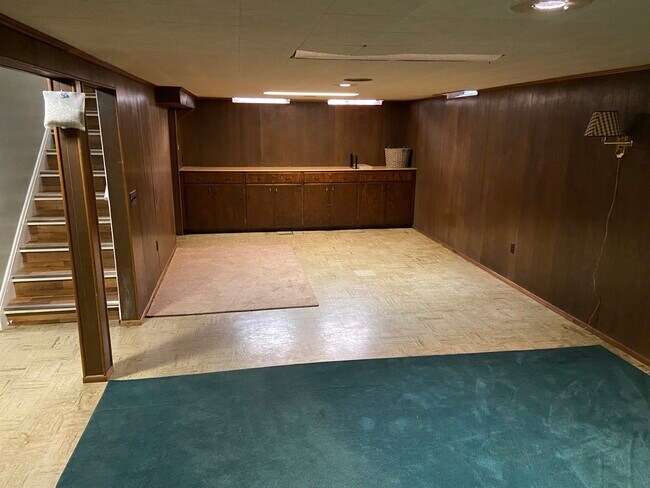 BASEMENT, PLENTY OF STORAGE - 1643 Fairview Ave