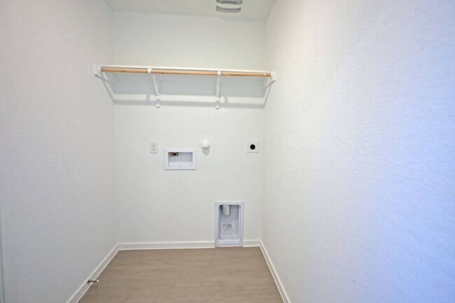 Building Photo - 1838 Musk Rose