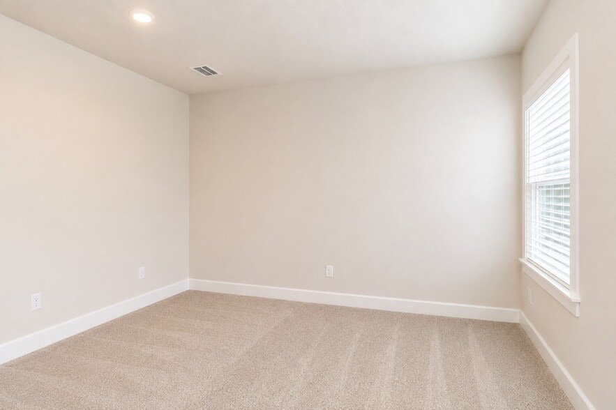 Building Photo - 107 Breckenridge Ct