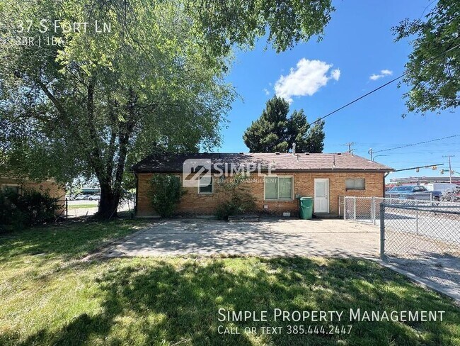 Building Photo - 37 S Fort Ln